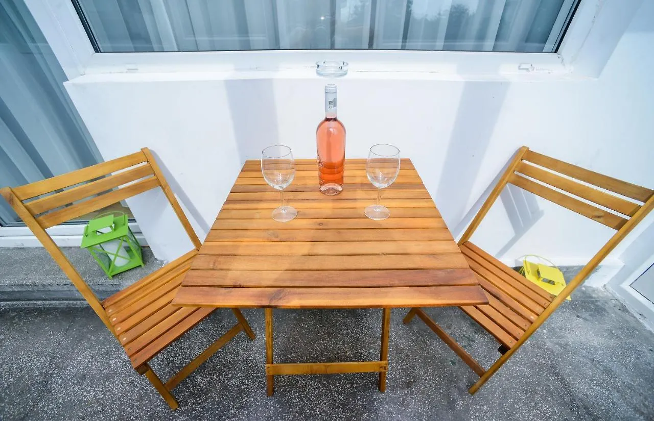 Διαμέρισμα Park Apartment-Cismigiu Garden Βουκουρέστι