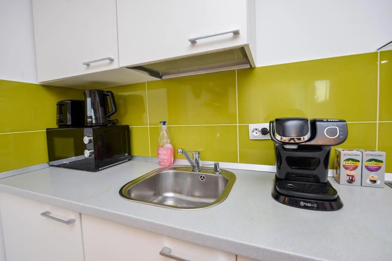 Park Apartment-Cismigiu Garden Bucharest 0*,