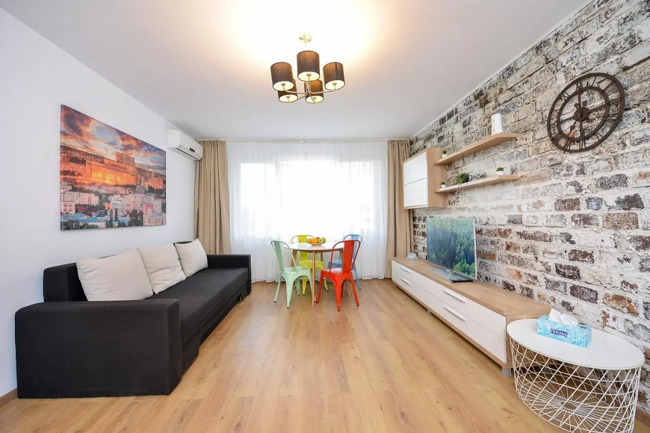 Park Apartment-Cismigiu Garden Bucharest Apartment